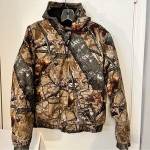 Outfitters Ridge 3-D camo jacket boys extra large 16/18